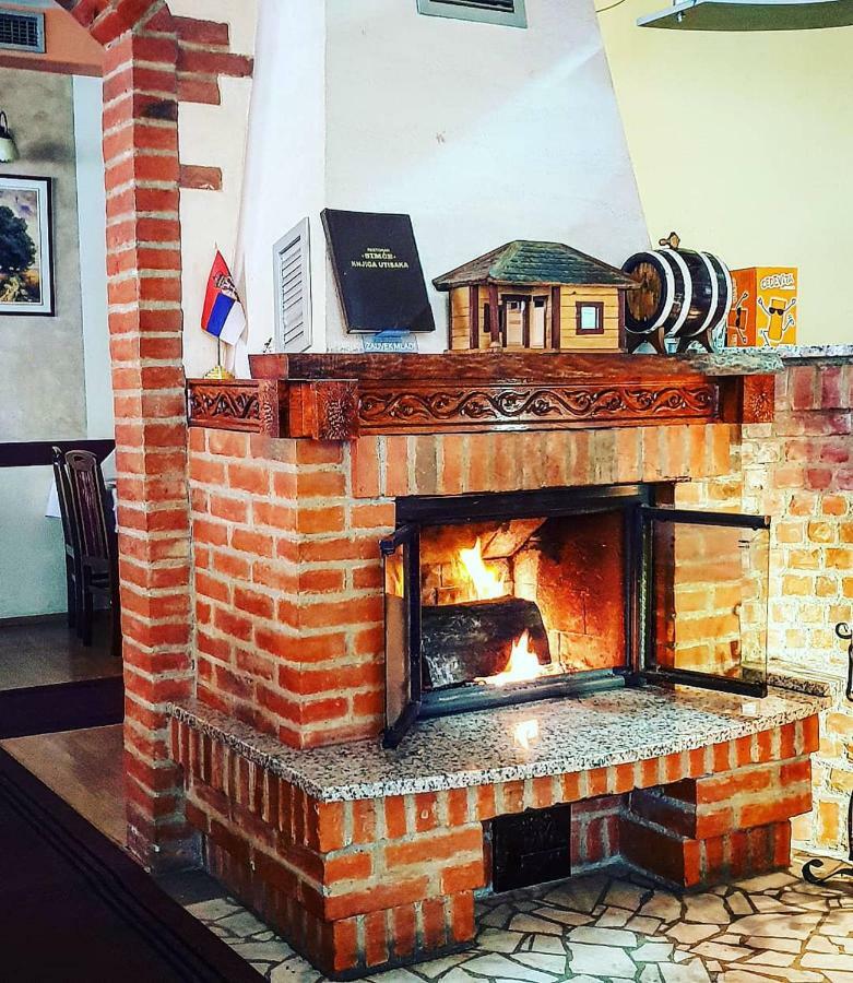 Konaciste Simce Bed and Breakfast Kraljevo Buitenkant foto